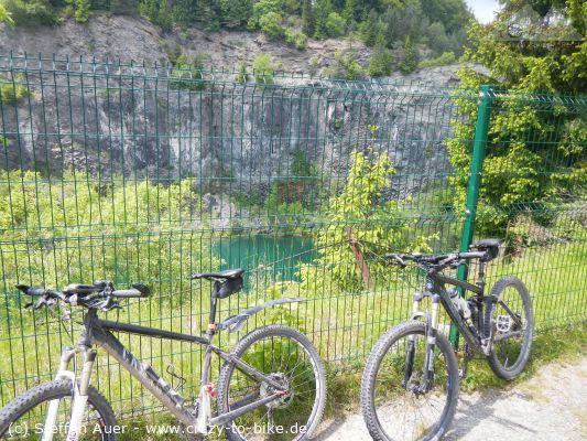 Zum geologisch interessanten Höweneck